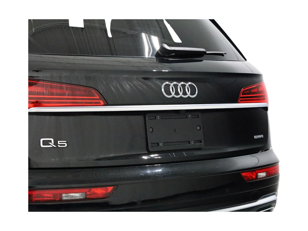 Thumbnail: 2023 Audi Q5 - 22