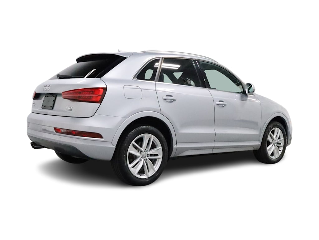 Thumbnail: 2017 Audi Q3 - 22