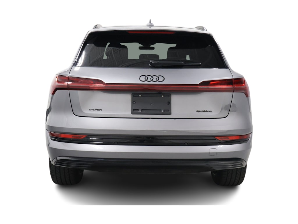 Thumbnail: 2023 Audi e-tron - 5