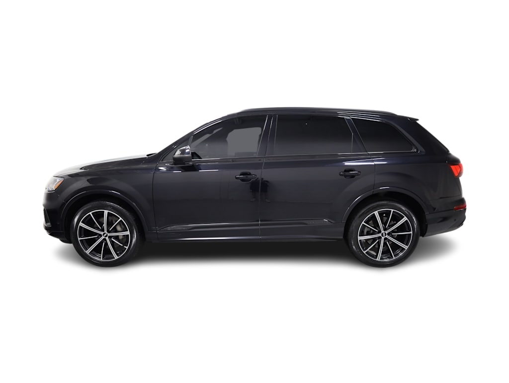 Thumbnail: 2021 Audi Q7 - 3