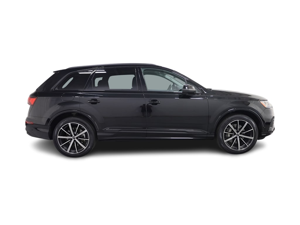 Thumbnail: 2023 Audi Q7 - 23