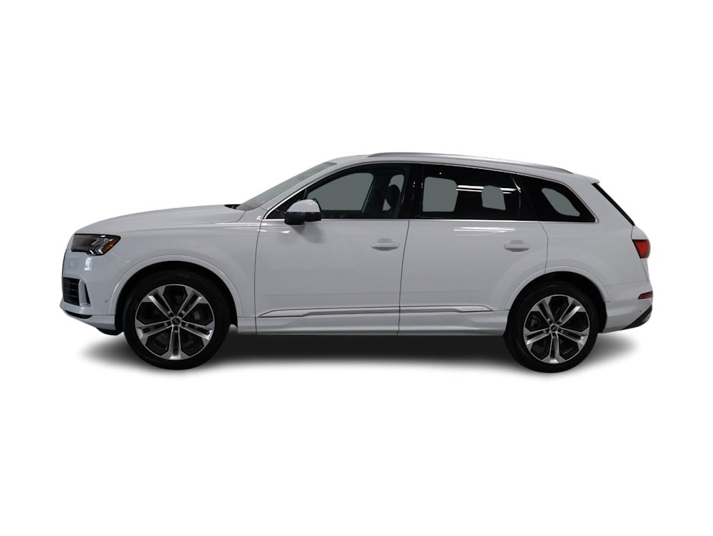 Thumbnail: 2023 Audi Q7 - 3