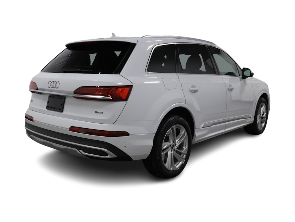 Thumbnail: 2023 Audi Q7 - 23