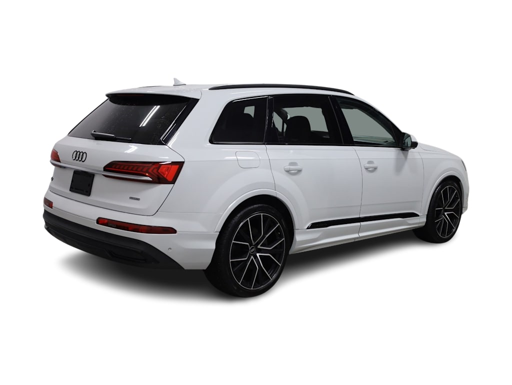 Thumbnail: 2021 Audi Q7 - 23