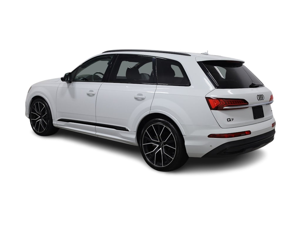 Thumbnail: 2021 Audi Q7 - 4