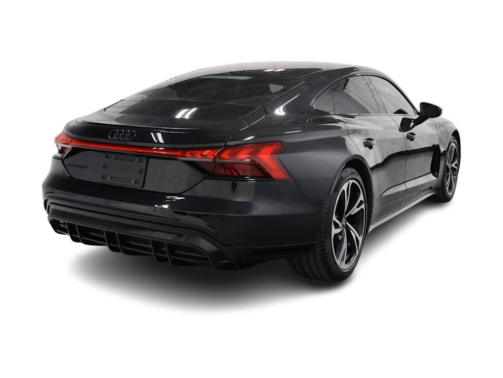Thumbnail: 2023 Audi e-tron GT - 22