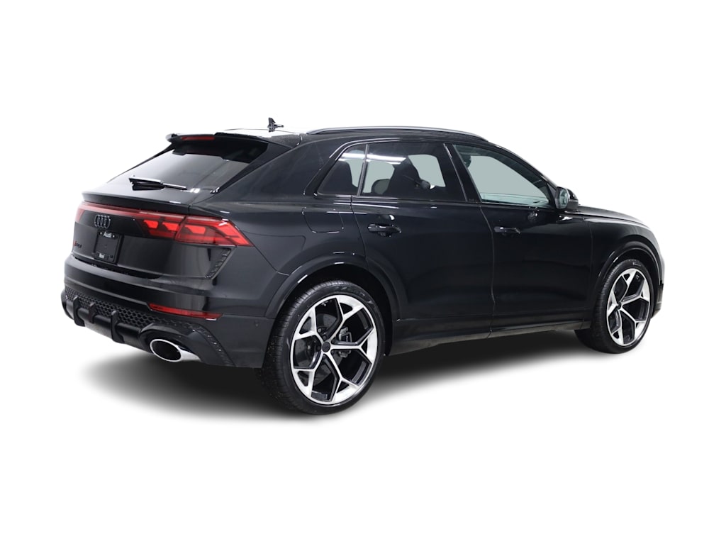 Thumbnail: 2026 Audi RS Q8 - 23