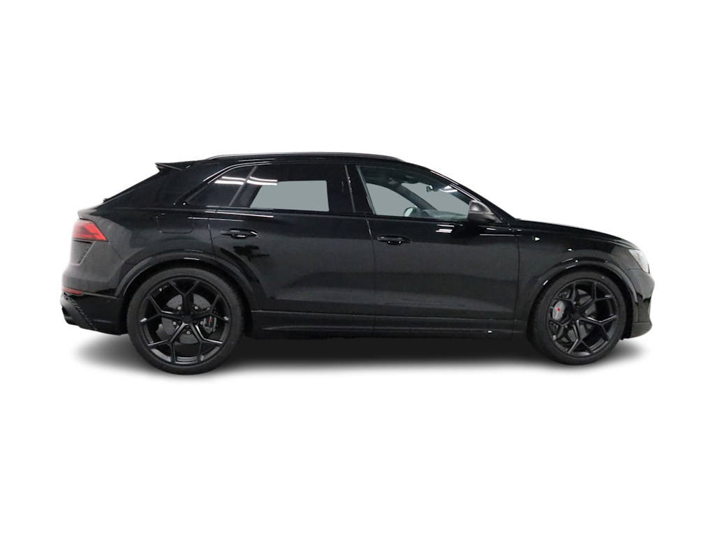 Thumbnail: 2026 Audi RS Q8 - 22