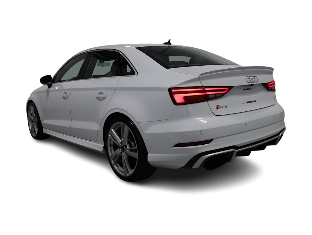Thumbnail: 2019 Audi RS 3 - 4