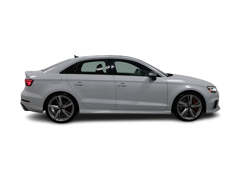 Thumbnail: 2019 Audi RS 3 - 23