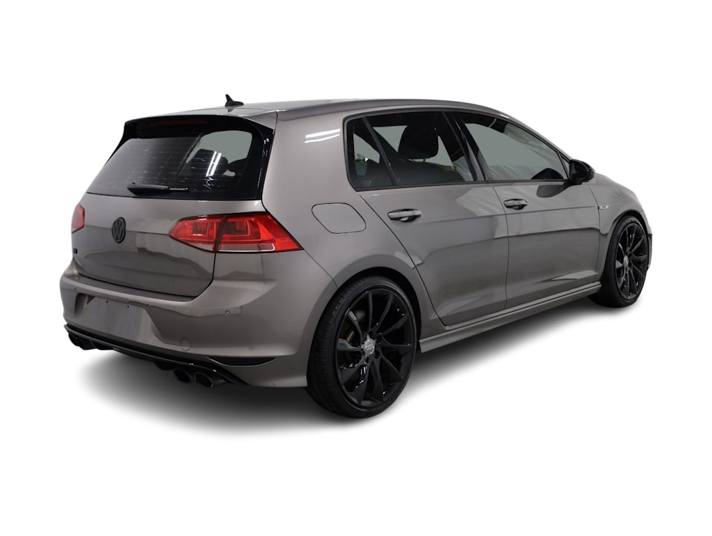 Thumbnail: 2017 Volkswagen Golf - 22