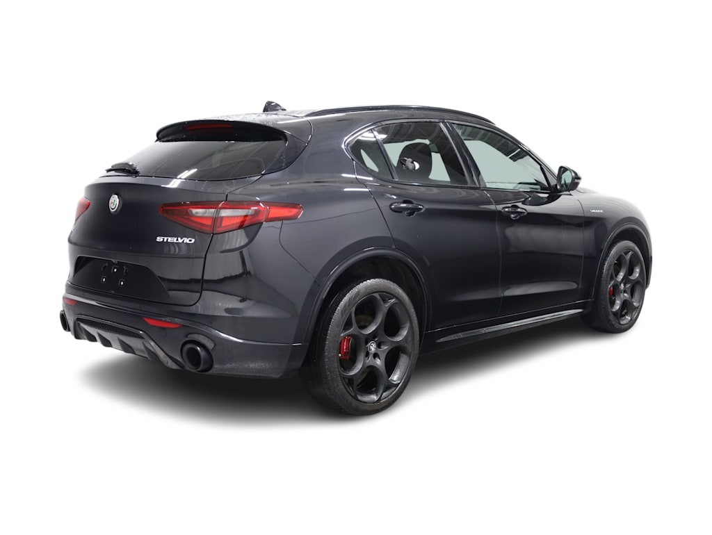 2023 Alfa Romeo Stelvio Ti 22