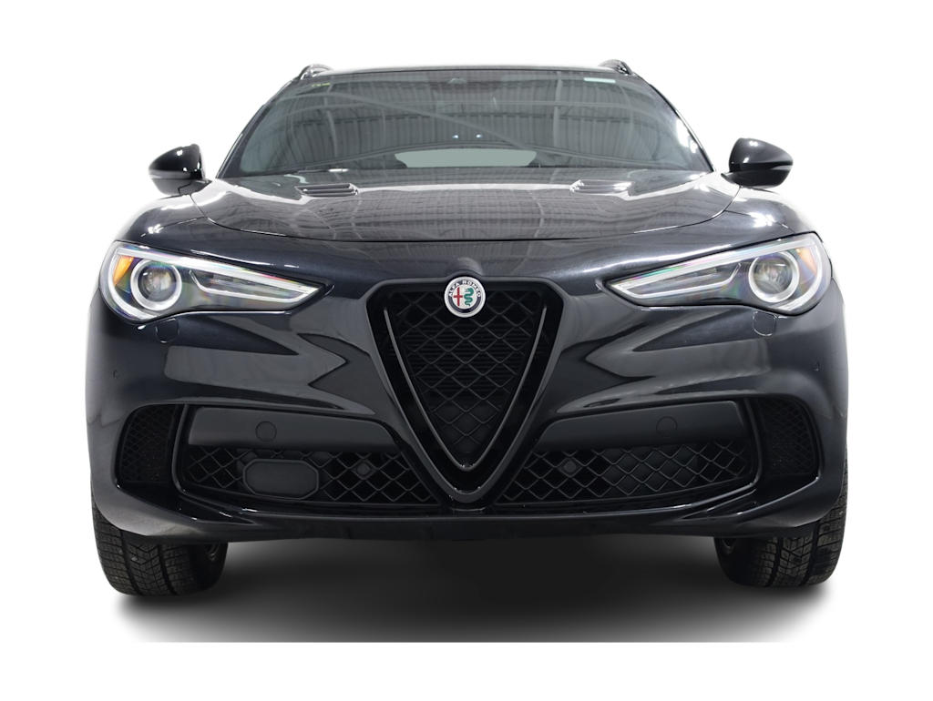 2023 Alfa Romeo Stelvio Quadrifoglio 6