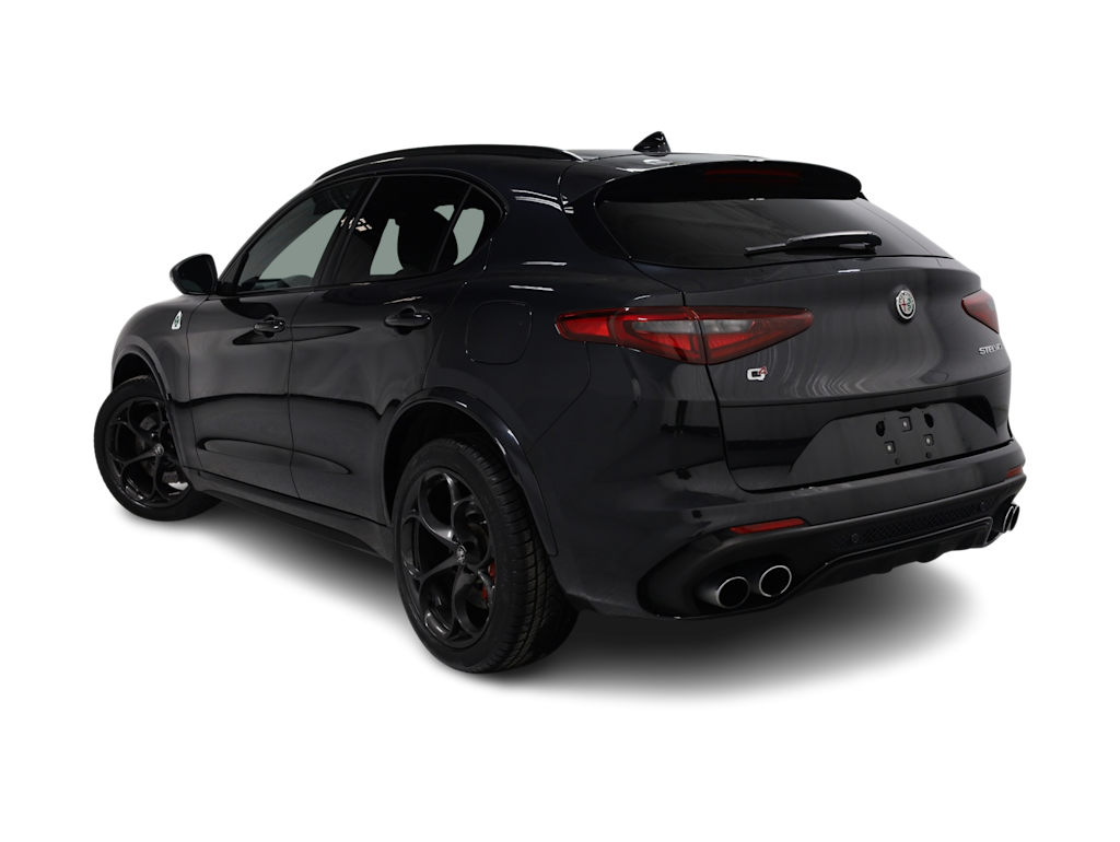 2023 Alfa Romeo Stelvio Quadrifoglio 4