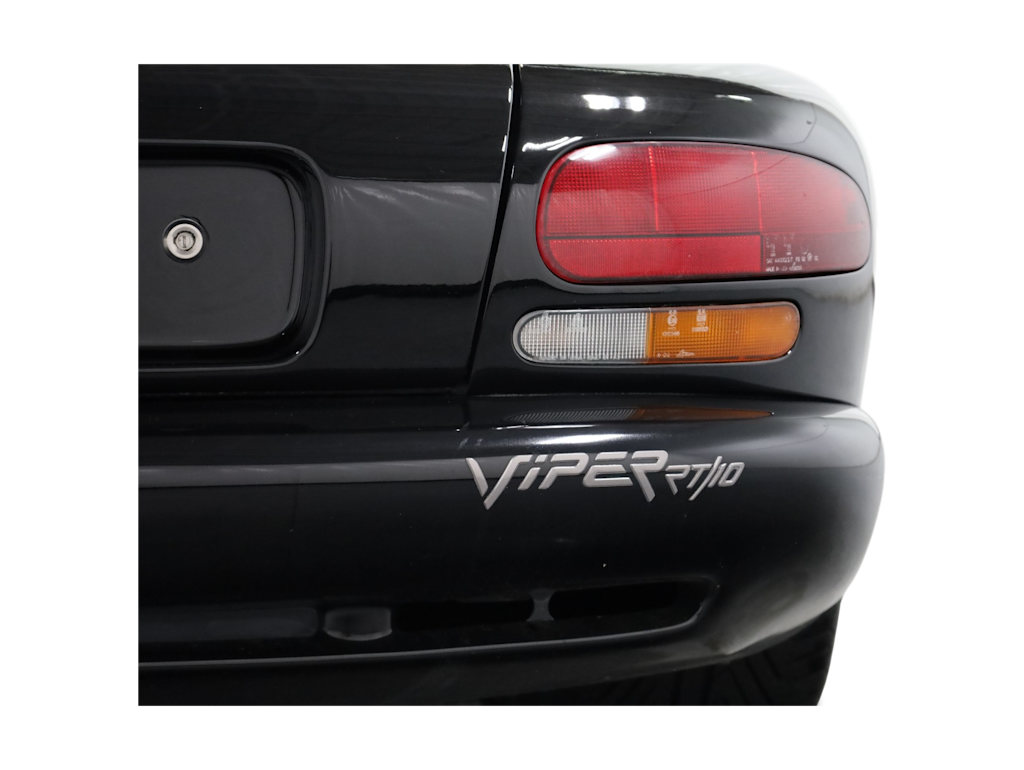 Thumbnail: 1994 Dodge Viper - 21