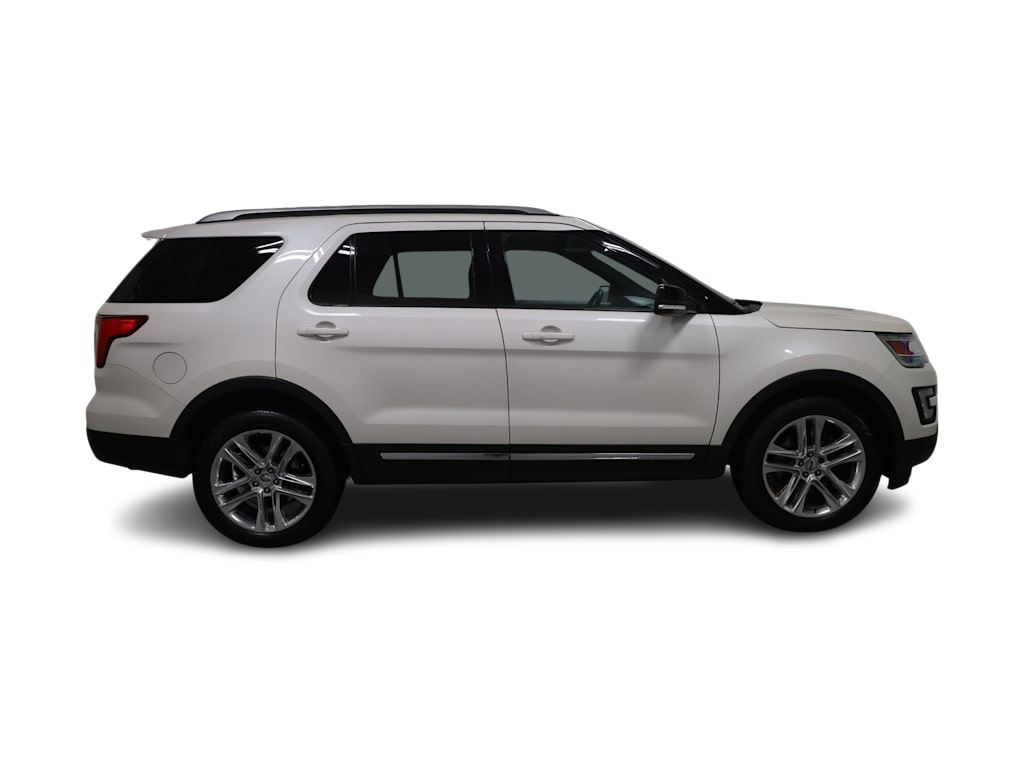 Thumbnail: 2017 Ford Explorer - 22