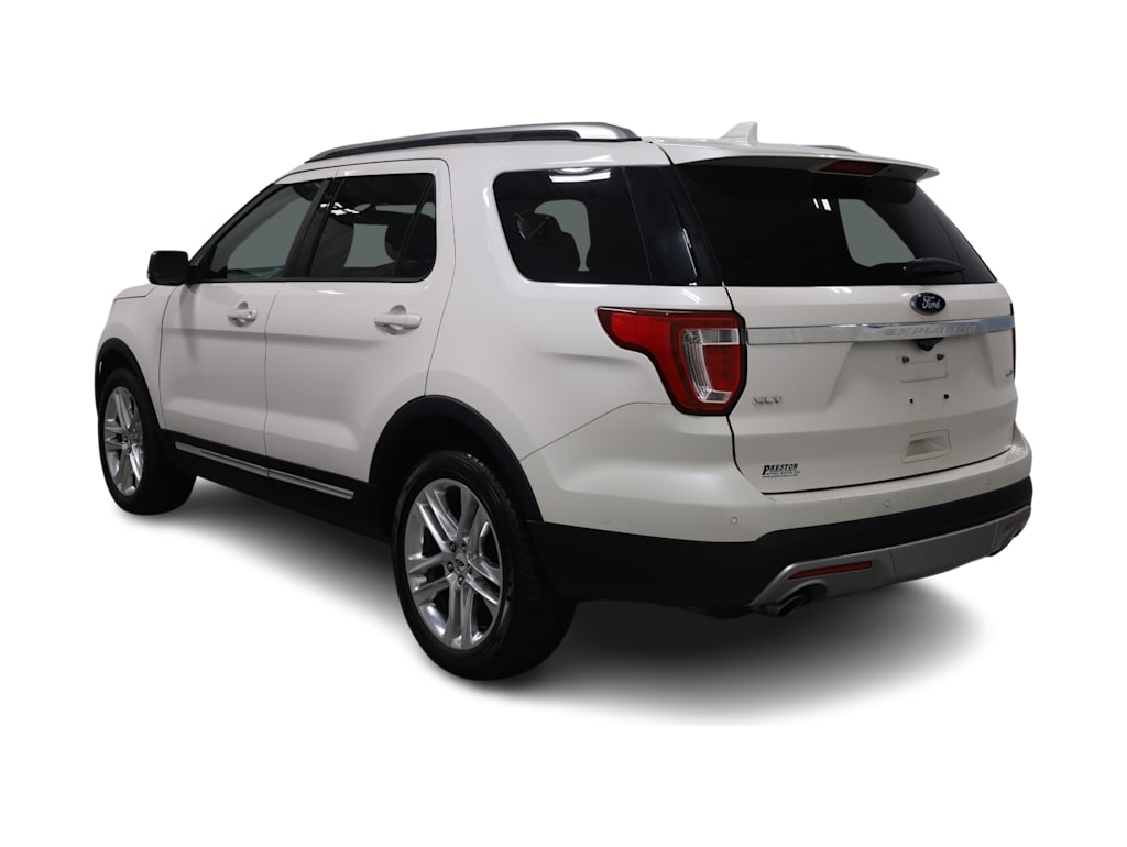 Thumbnail: 2017 Ford Explorer - 4
