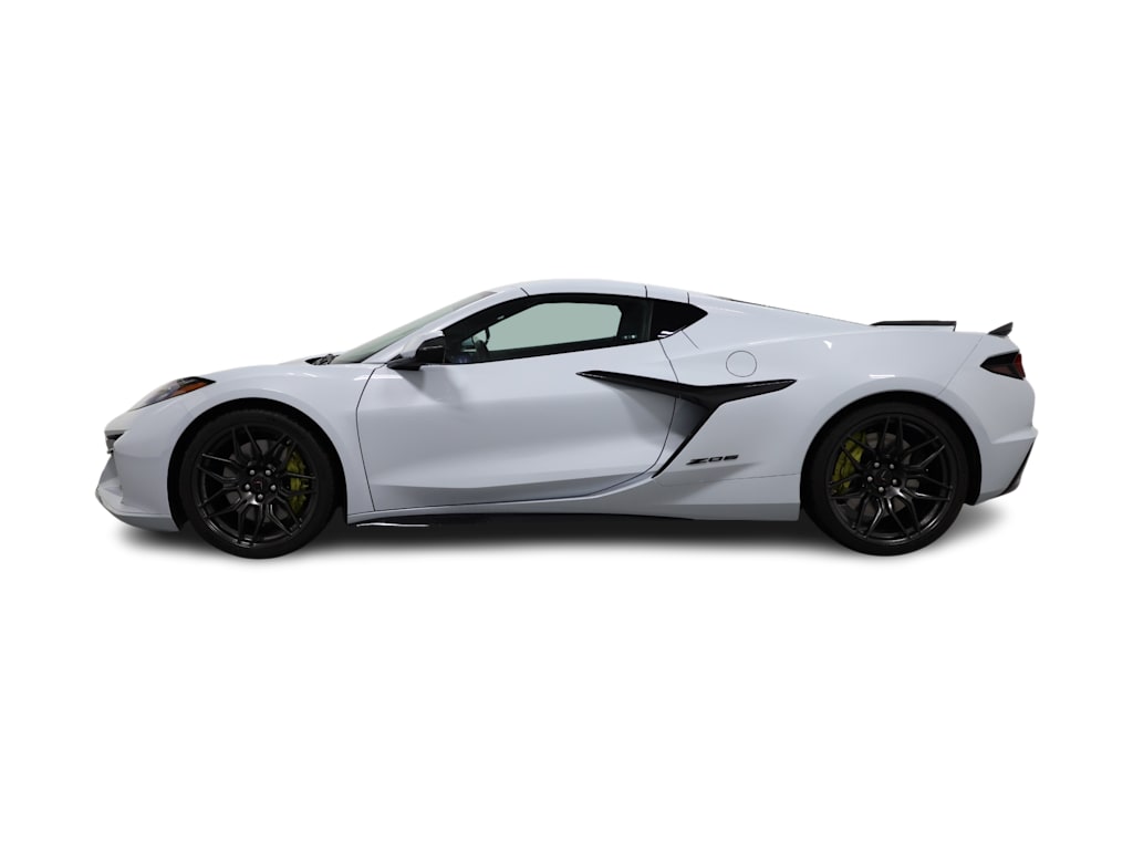 Thumbnail: 2024 Chevrolet Corvette - 3