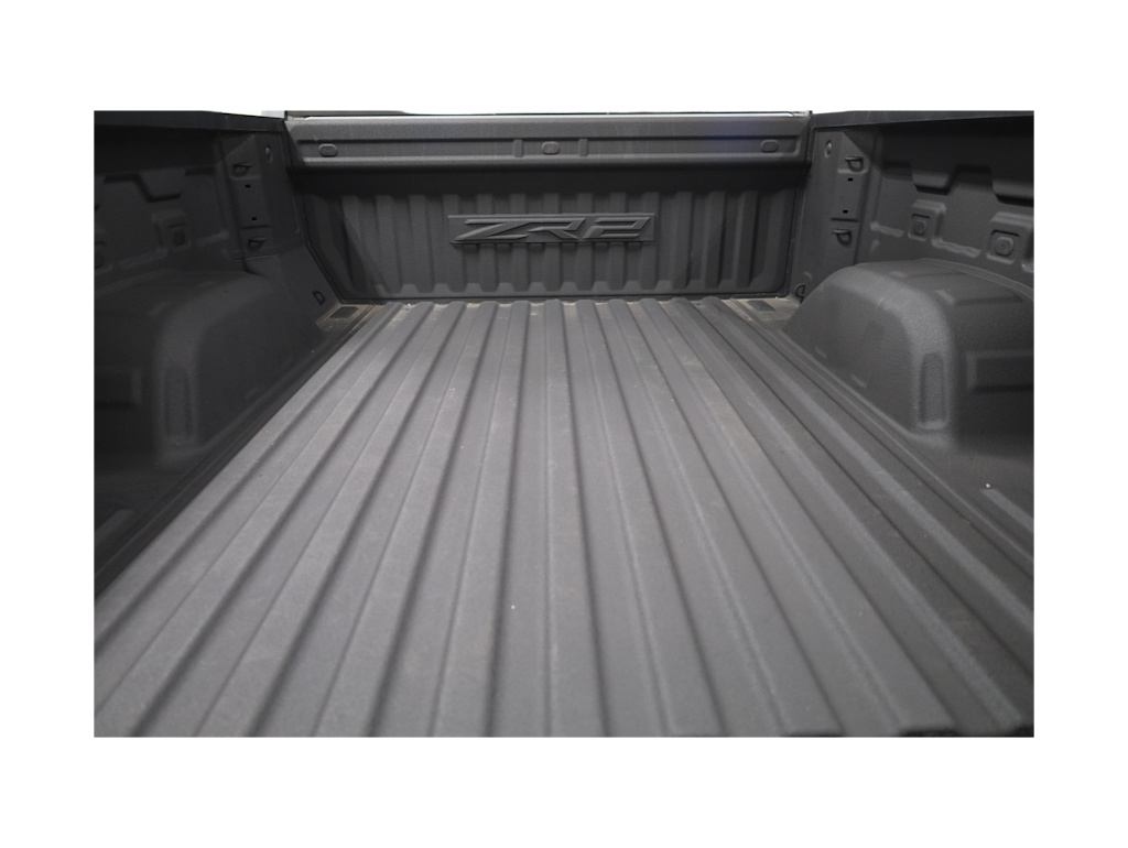 Thumbnail: 2024 Chevrolet Silverado 1500 - 18