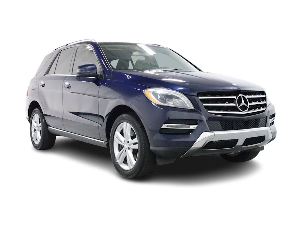 Thumbnail: 2013 Mercedes-Benz M-Class - 23