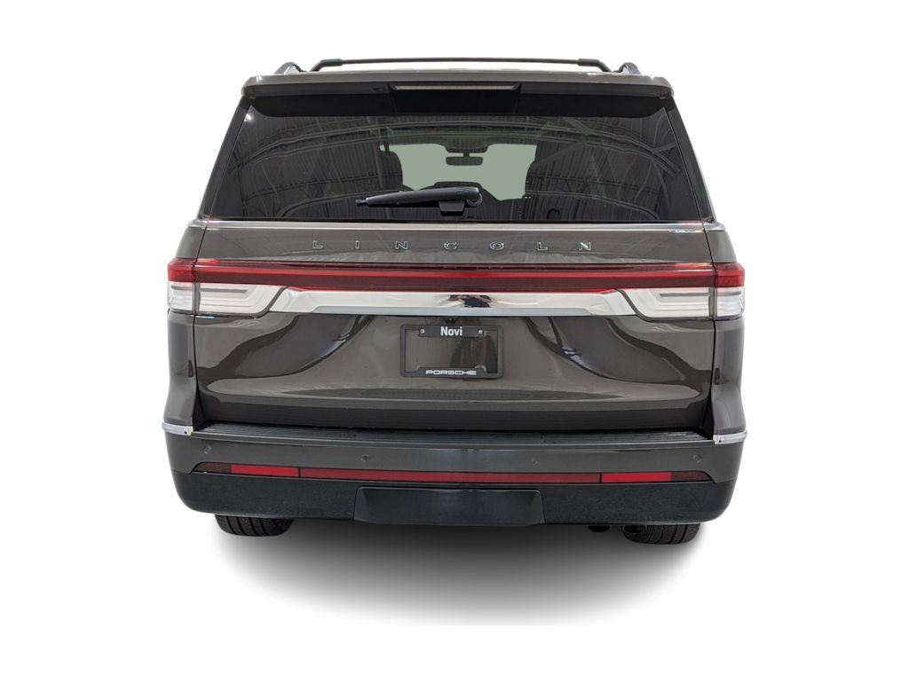 Thumbnail: 2023 Lincoln Navigator L - 5