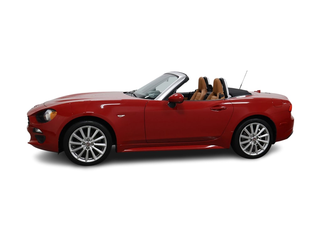 Thumbnail: 2018 Fiat 124 Spider - 3
