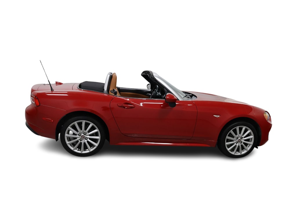 Thumbnail: 2018 Fiat 124 Spider - 22