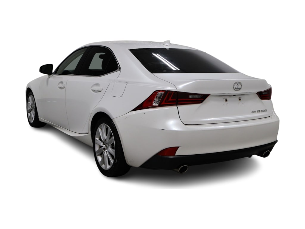 Thumbnail: 2016 Lexus IS - 4