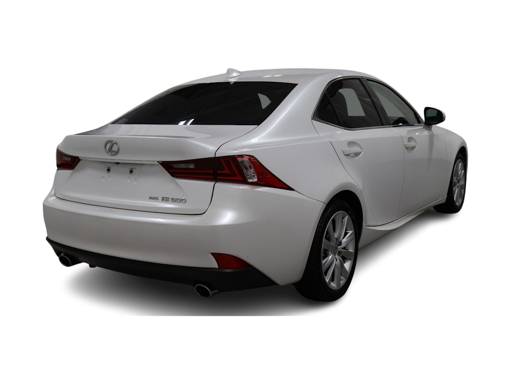 Thumbnail: 2016 Lexus IS - 22