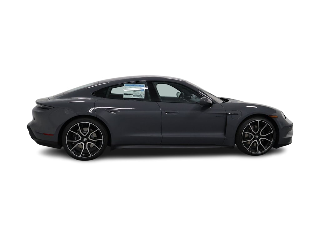 Thumbnail: 2026 Porsche Taycan - 21