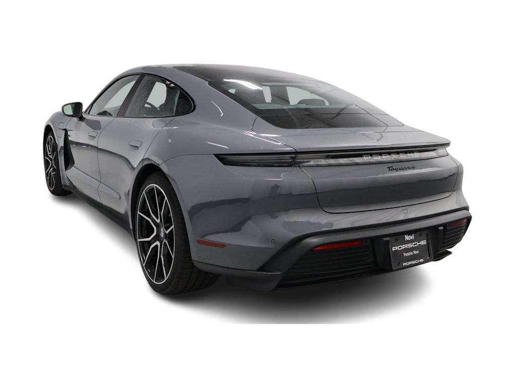 Thumbnail: 2026 Porsche Taycan - 4