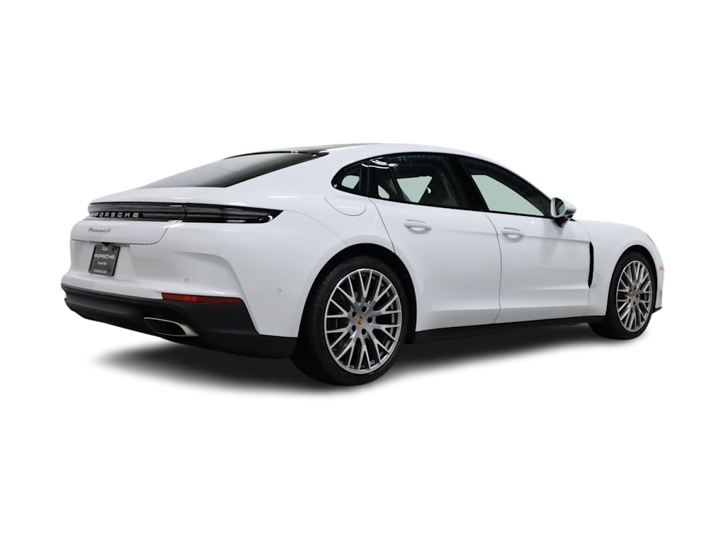 Thumbnail: 2026 Porsche Panamera - 22