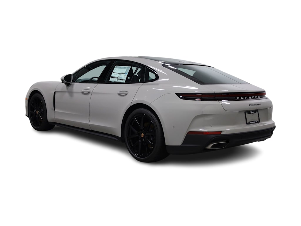 Thumbnail: 2026 Porsche Panamera - 4