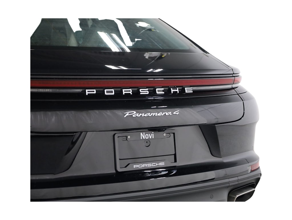 Thumbnail: 2026 Porsche Panamera - 22