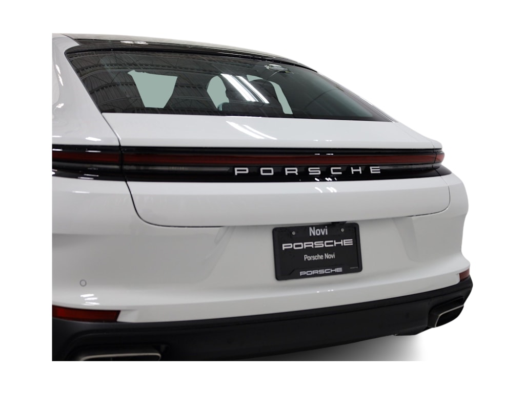 Thumbnail: 2026 Porsche Panamera - 20
