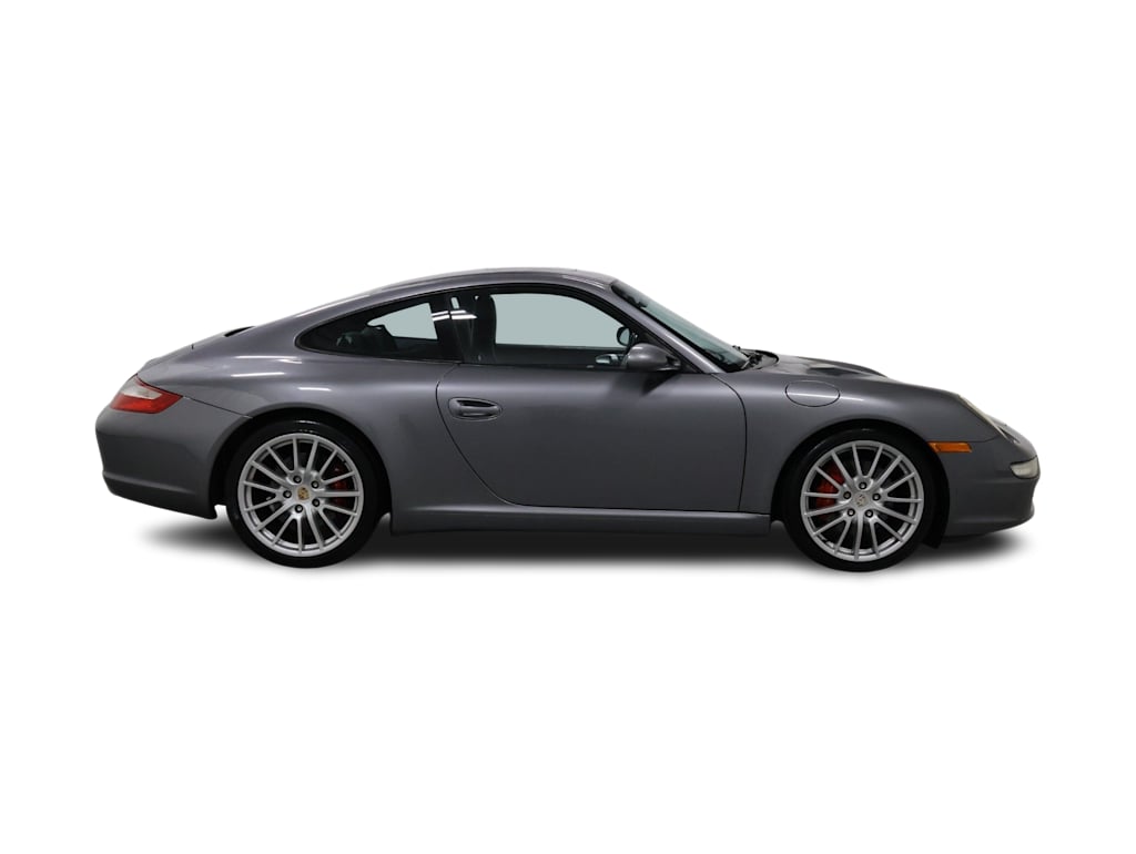 Thumbnail: 2005 Porsche 911 - 22