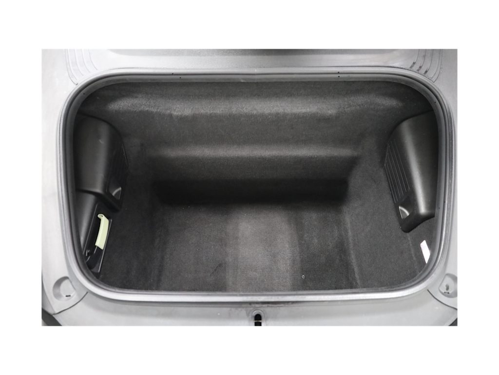 Thumbnail: 2019 Porsche 911 - 16