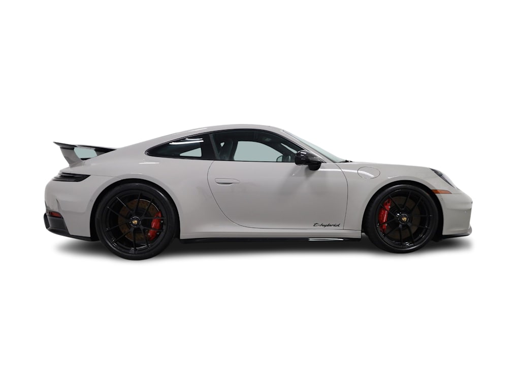 Thumbnail: 2026 Porsche 911 - 18