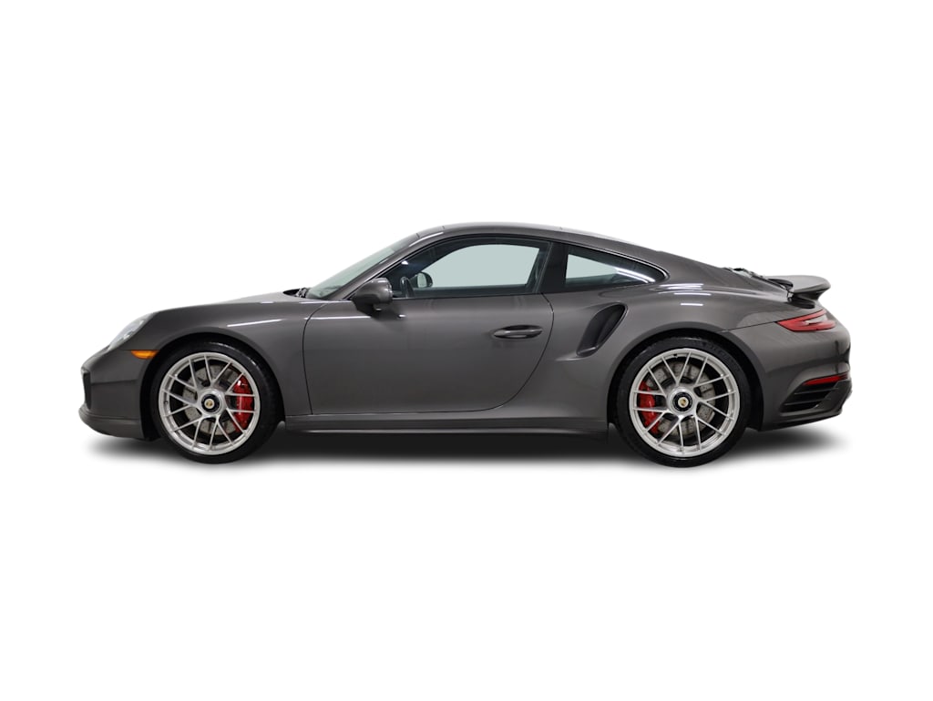 Thumbnail: 2019 Porsche 911 - 3