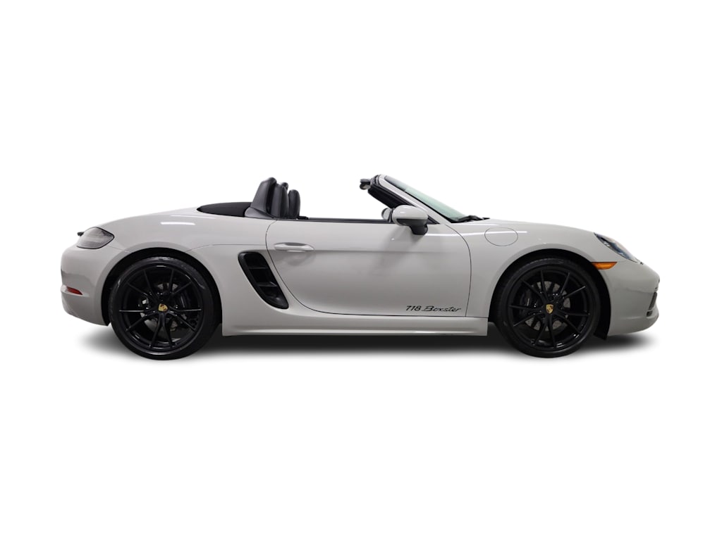 Thumbnail: 2025 Porsche 718 Boxster - 22