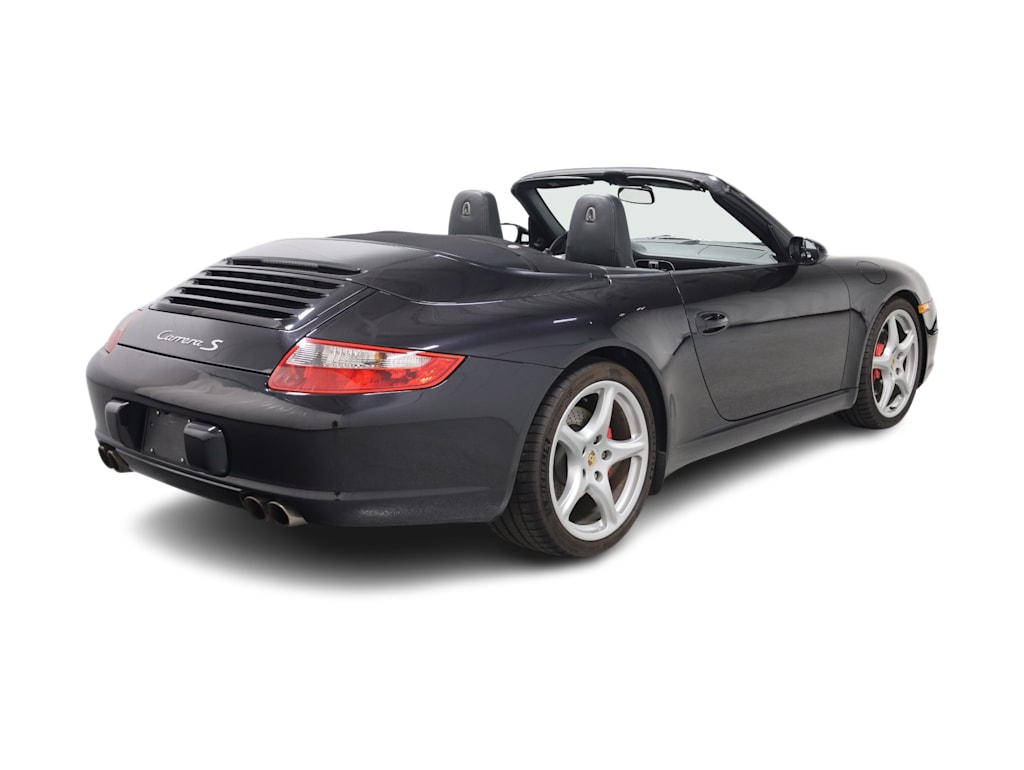 Thumbnail: 2006 Porsche 911 - 19