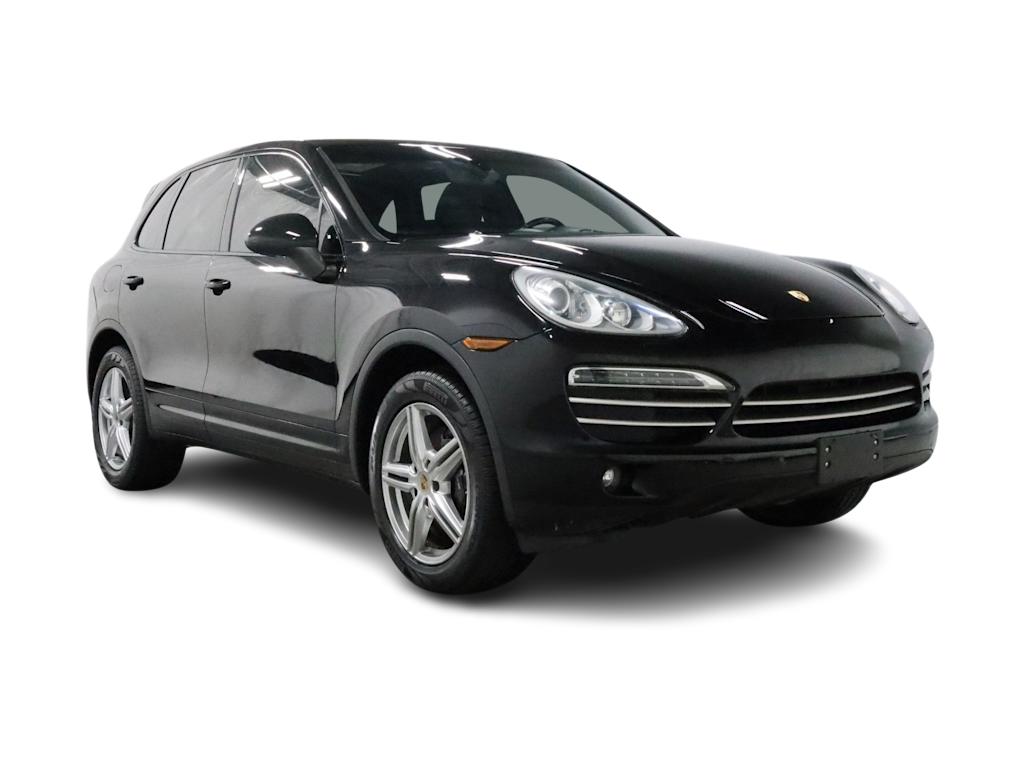 Thumbnail: 2014 Porsche Cayenne - 26