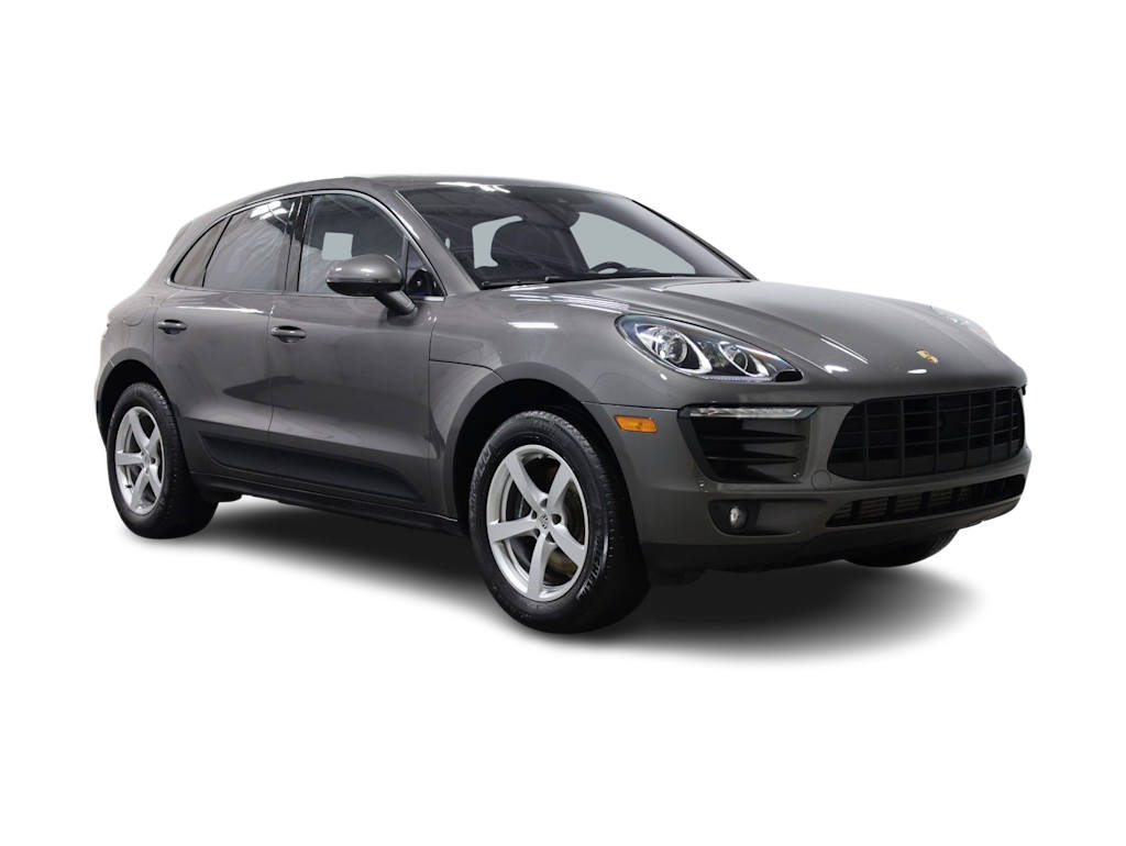 Thumbnail: 2018 Porsche Macan - 25