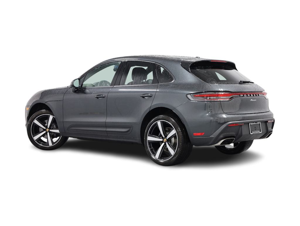 Thumbnail: 2024 Porsche Macan - 4