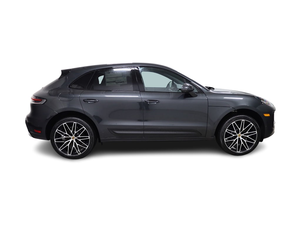 Thumbnail: 2026 Porsche Macan - 23