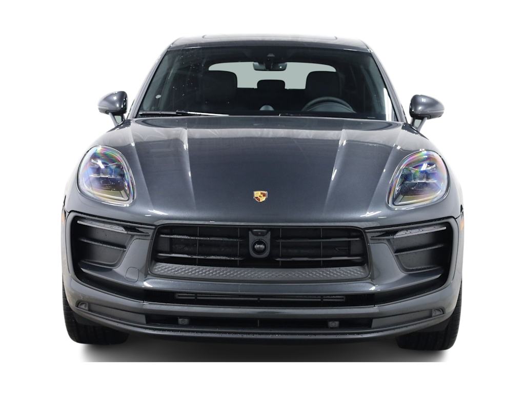 Thumbnail: 2026 Porsche Macan - 6