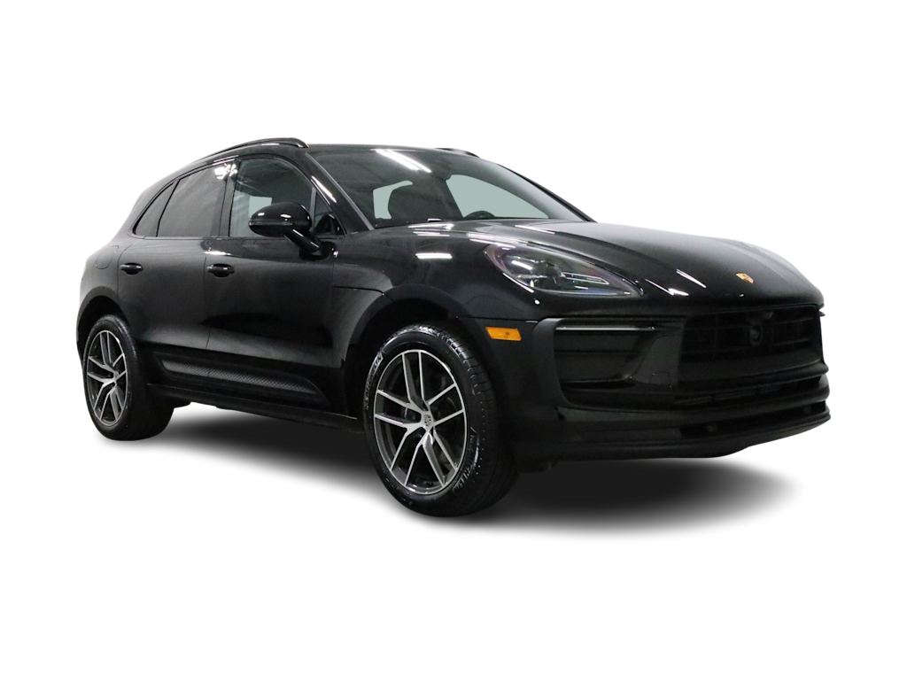 Thumbnail: 2026 Porsche Macan - 24