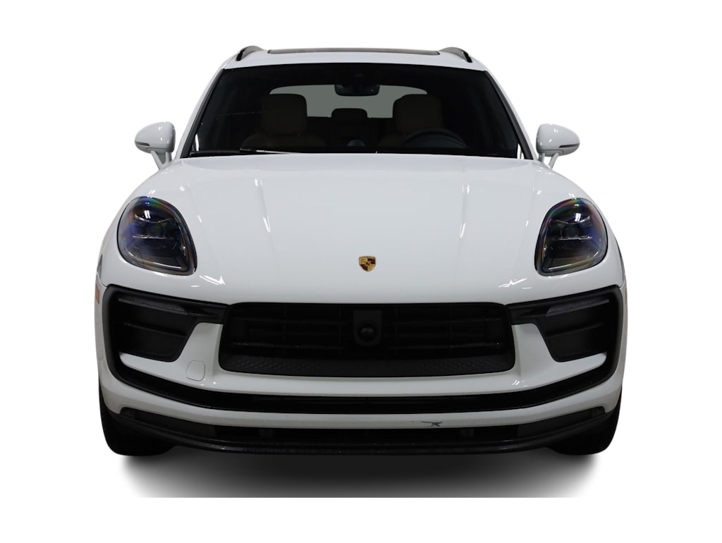 Thumbnail: 2026 Porsche Macan - 6