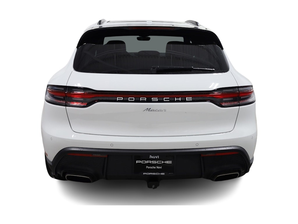 Thumbnail: 2026 Porsche Macan - 5
