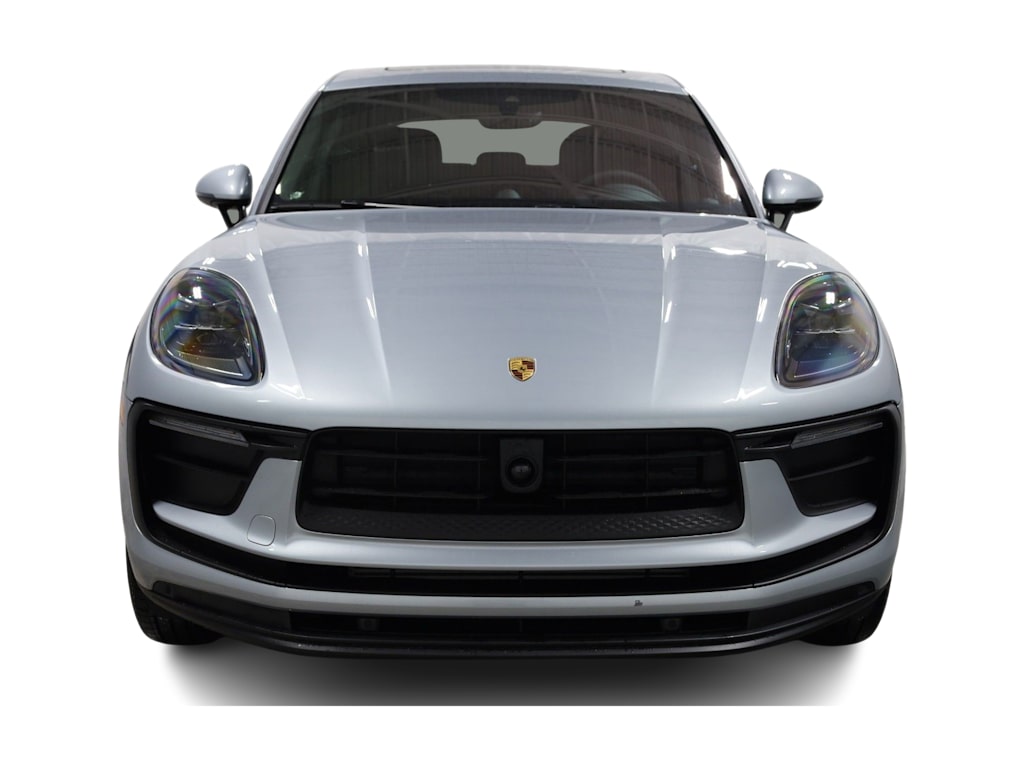 Thumbnail: 2026 Porsche Macan - 6